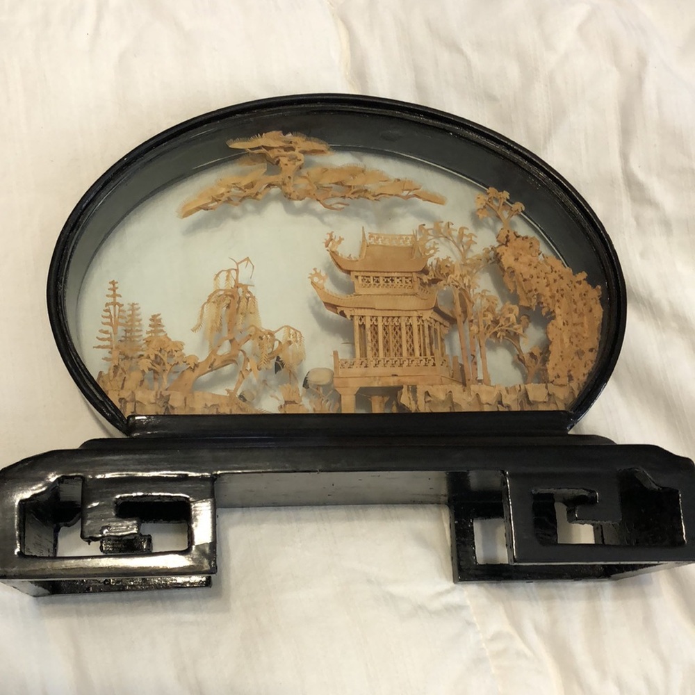 Vintage Chinese carved cork display - Picture 4 of 5